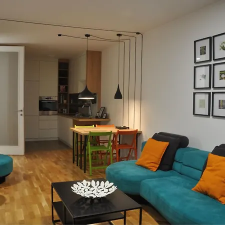 Tower 24th Floor 2p Apartman