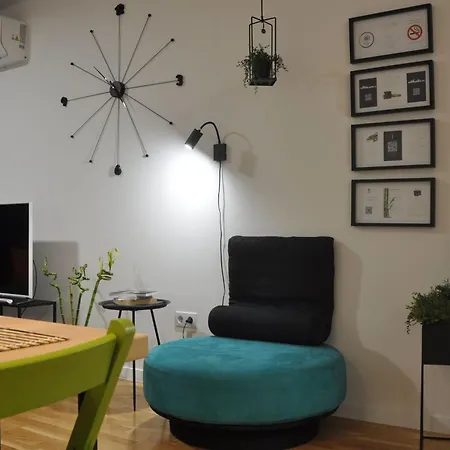 Tower 24th Floor 2p *